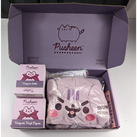 Pusheen Other - Pusheen Vampurr Vampire Subscription Box Exclusive